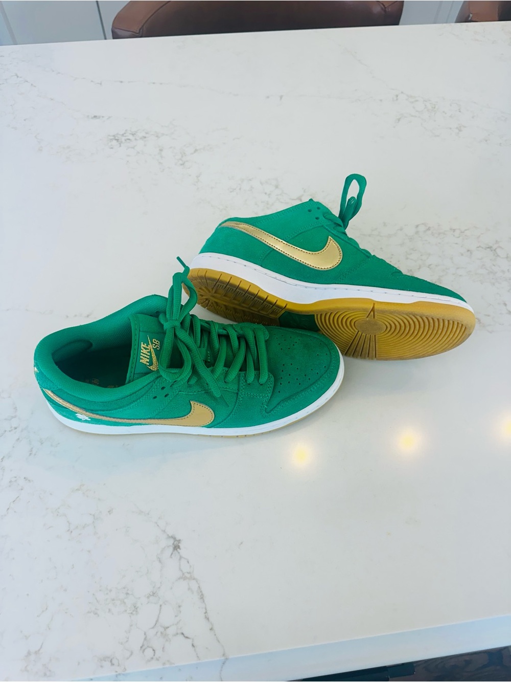 Nike Dunk Low SB 'St. Patrick’s Day 2022 - Picture 4 of 8